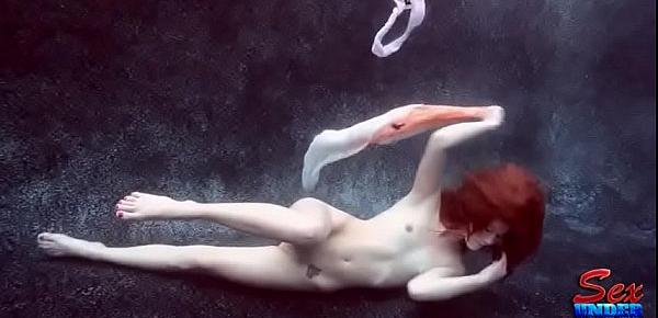  Elle Alexandra is Elle&039;Agant Red Underwater